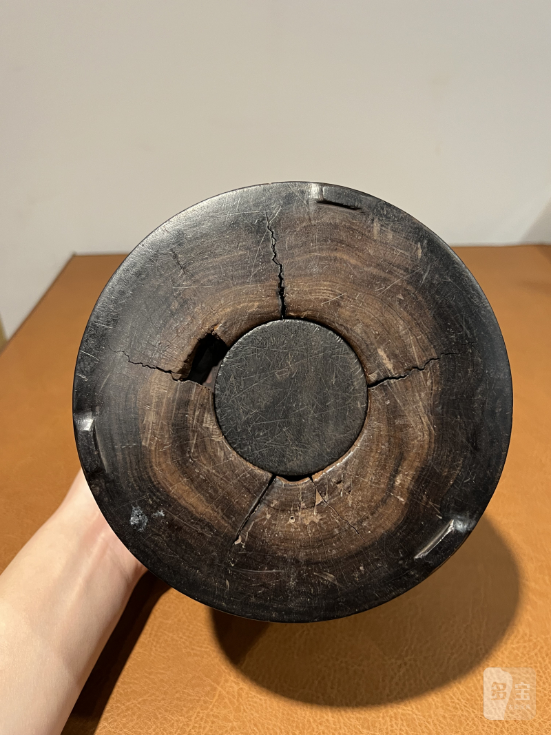 明 紫檀素胎三足笔筒 - 图11